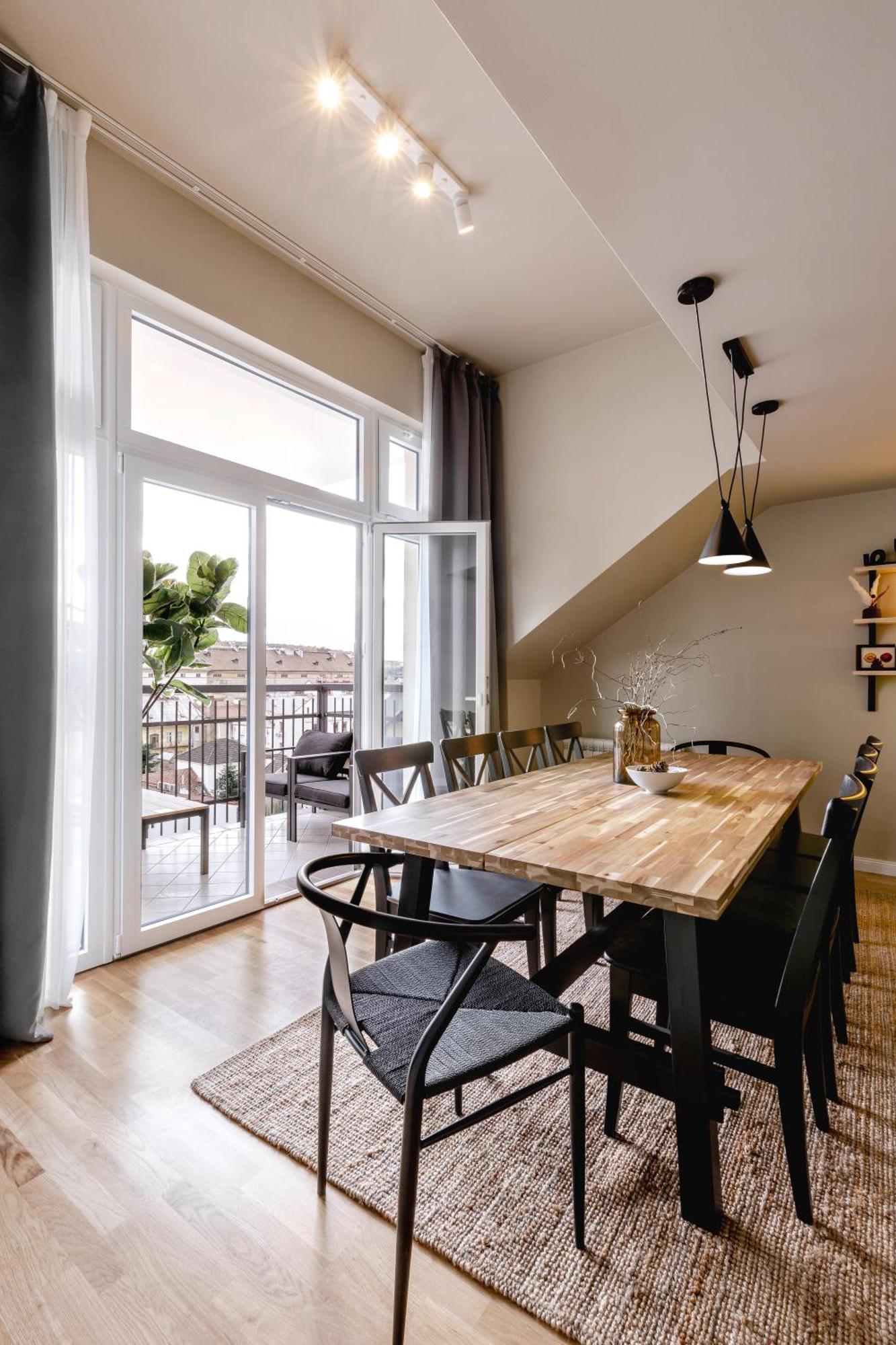 Turnkey I Karlin Square Apartments براغ المظهر الخارجي الصورة