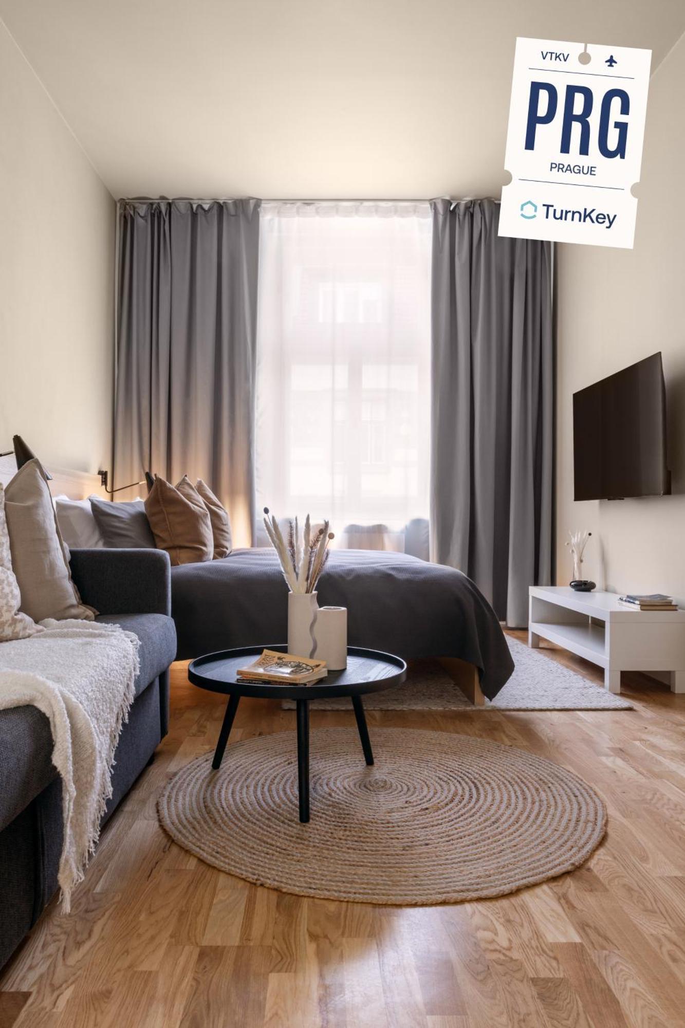 Turnkey I Karlin Square Apartments براغ المظهر الخارجي الصورة