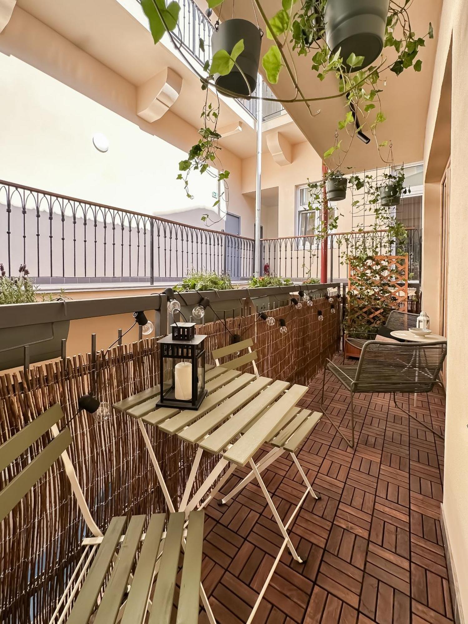 Turnkey I Karlin Square Apartments براغ المظهر الخارجي الصورة